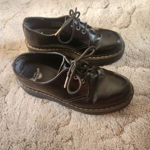 Dr. Martens Quad Loafer Platform Shoes Size 10 Wednesday Goth Punk